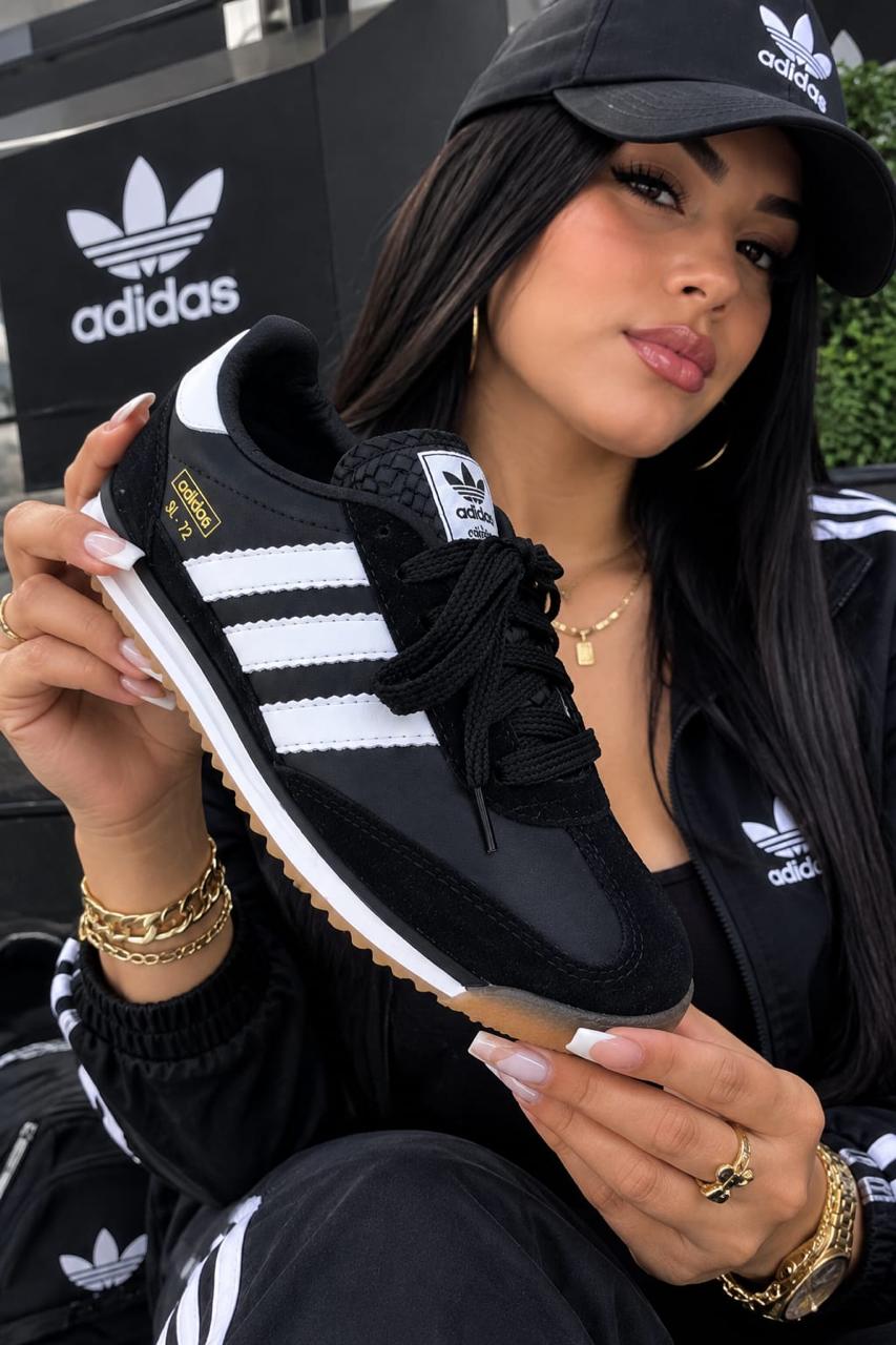 Zapatos: tenis retro negros